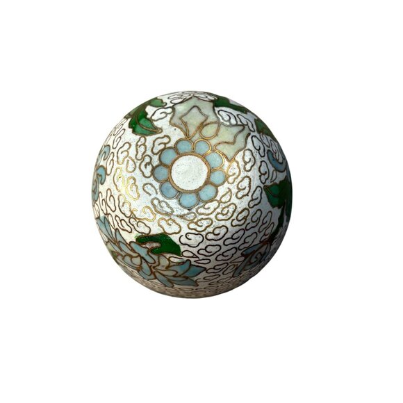 Vintage Cloisonné Apple Trinket Box With Lid - Floral Design Brass Detailing Whi - Picture 4 of 11